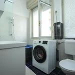 דירה Ljubica With Shared Bathroom זאדאר