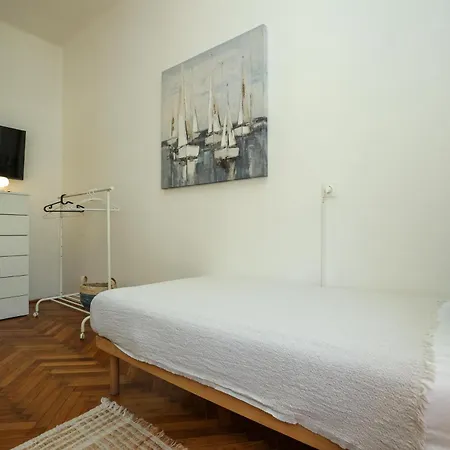 Ljubica With Shared Bathroom *