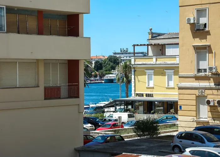 Apartment Ljubica With Shared Bathroom *