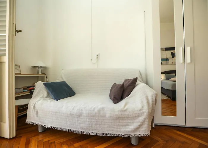 アパート Ljubica With Shared Bathroom ザダル