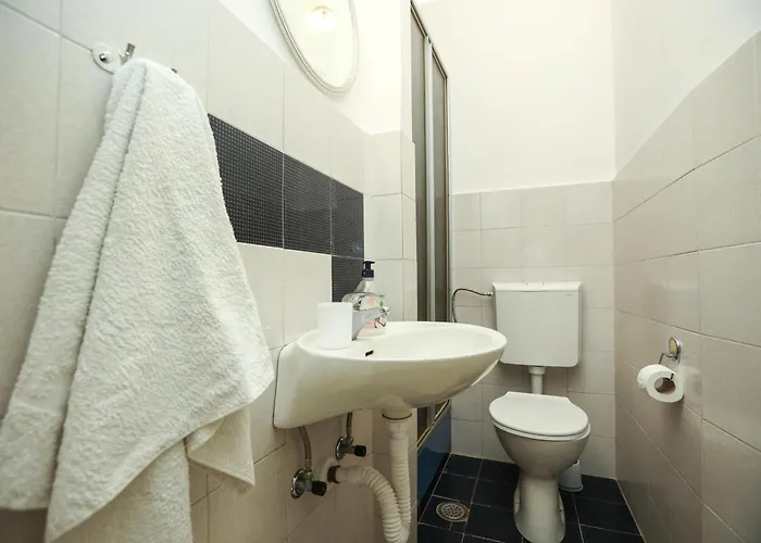 アパート Ljubica With Shared Bathroom *