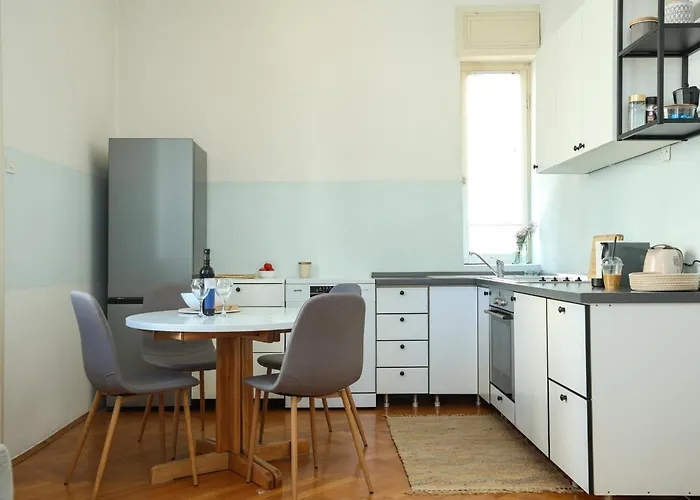 Ljubica With Shared Bathroom * ザダル