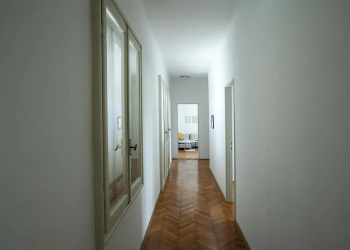 Ljubica With Shared Bathroom Apartment *